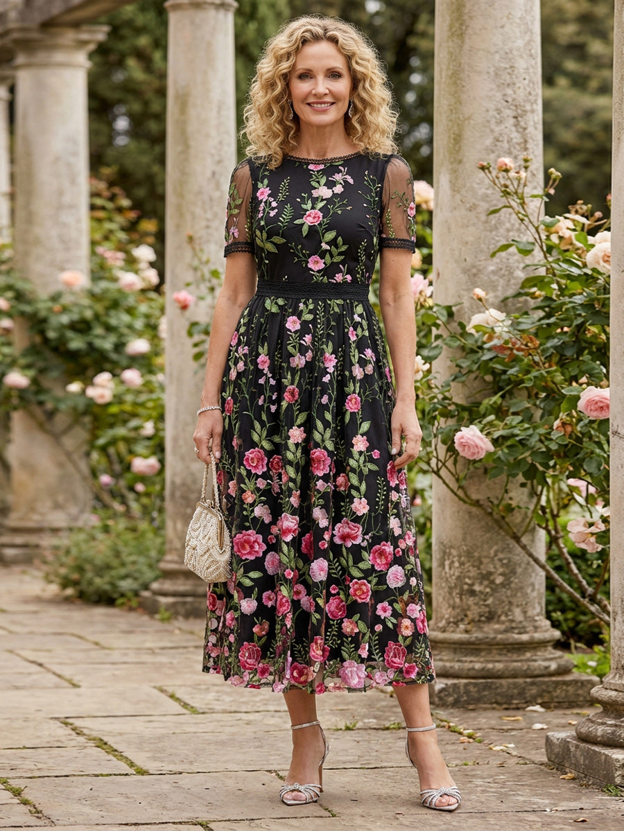 Mother of the Bride & Groom Dress Wedding Guest Gown A Line Corset Scoop Neck Embroidered Lace Appliques