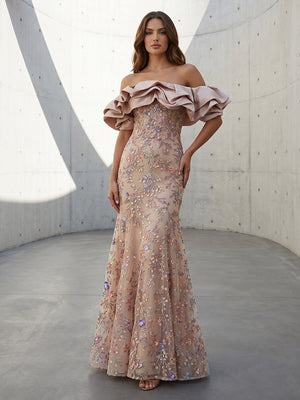 Tulle A Line Off the Shoulder Ruffles Lace Appliques Formal Dresses