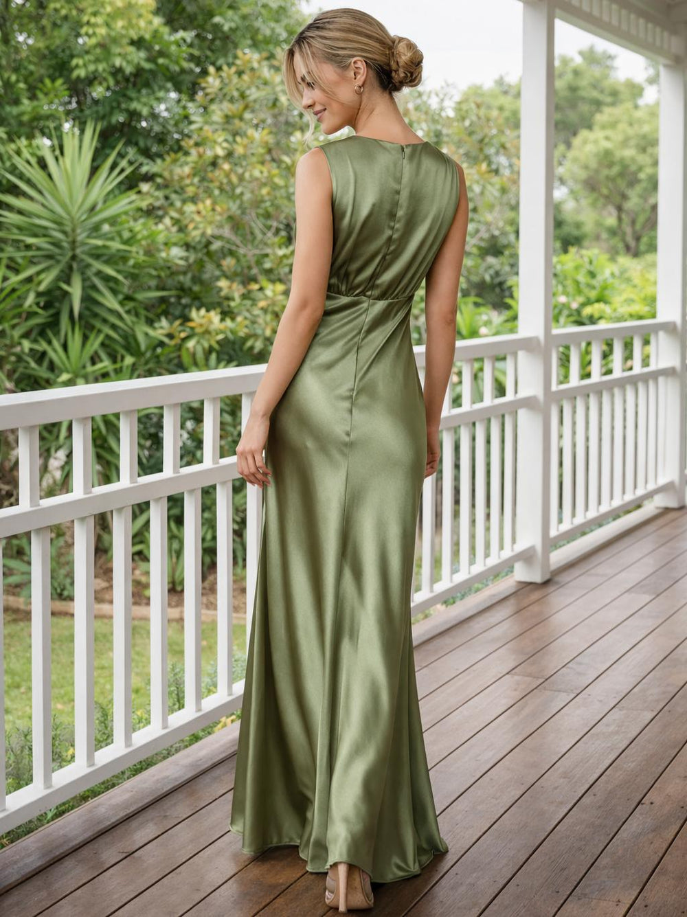 Satin Mermaid V Neck Long Bridesmaid Dresses