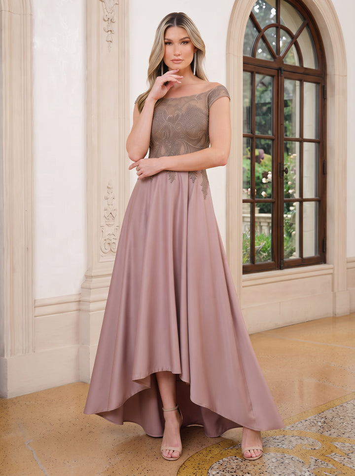 Satin A Line Scoop Neck Pleats Lace Appliques Evening Dresses with Pockets