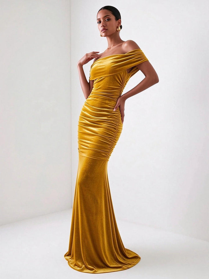 Velvet Sheath Off the Shoulder Floor Length Ruched Evening Dresses Maxi Formal Dresses