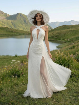 Laces A Line Halter Long Backless Wedding Dresses