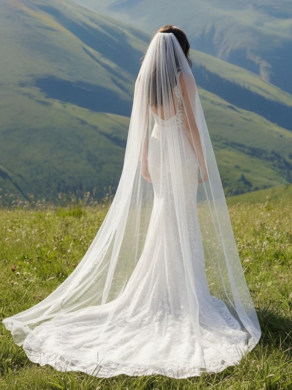 Laces Mermaid Halter Long Wedding Dresses