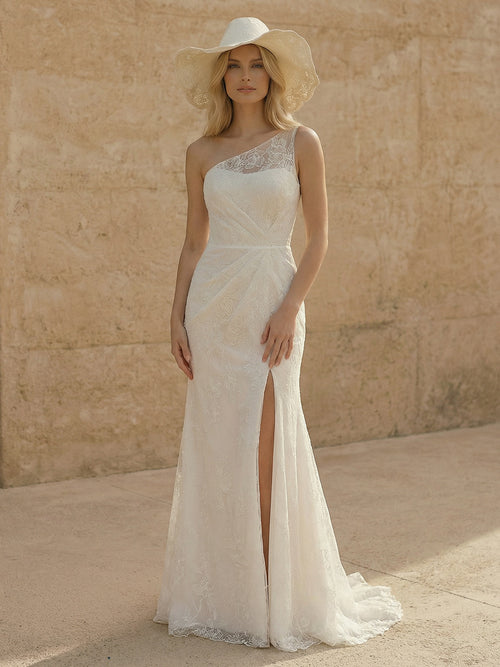 Laces Mermaid One Shoulder Long Wedding Dresses