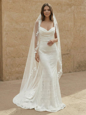 Laces Mermaid Spaghetti Straps Long Wedding Dresses