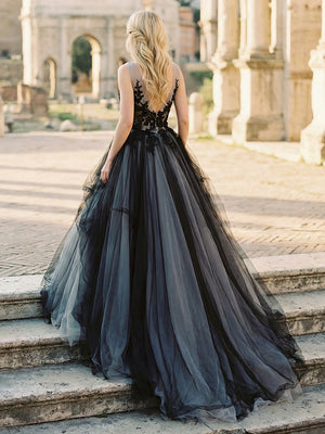 Tulle A Line V Neck Long Wedding Dresses