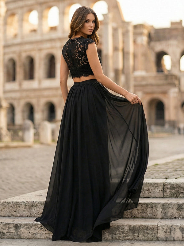 Tulle A Line Round Neck Long Wedding Dresses