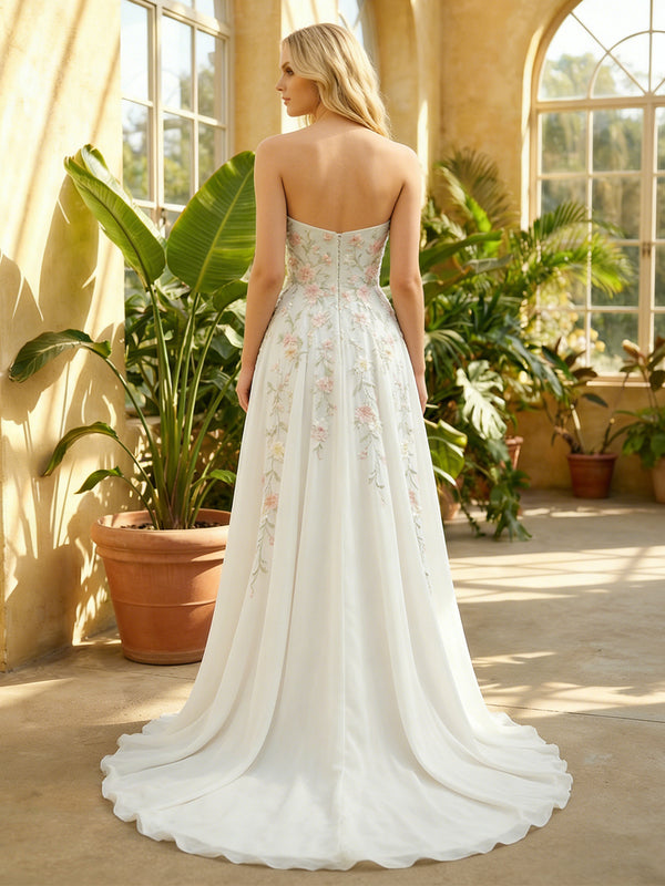 Strapless Lace Appliques Sweetheart A-Line Wedding Dresses