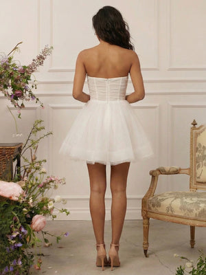 Tulle A Line Strapless Short Little White Dresses with Pleats